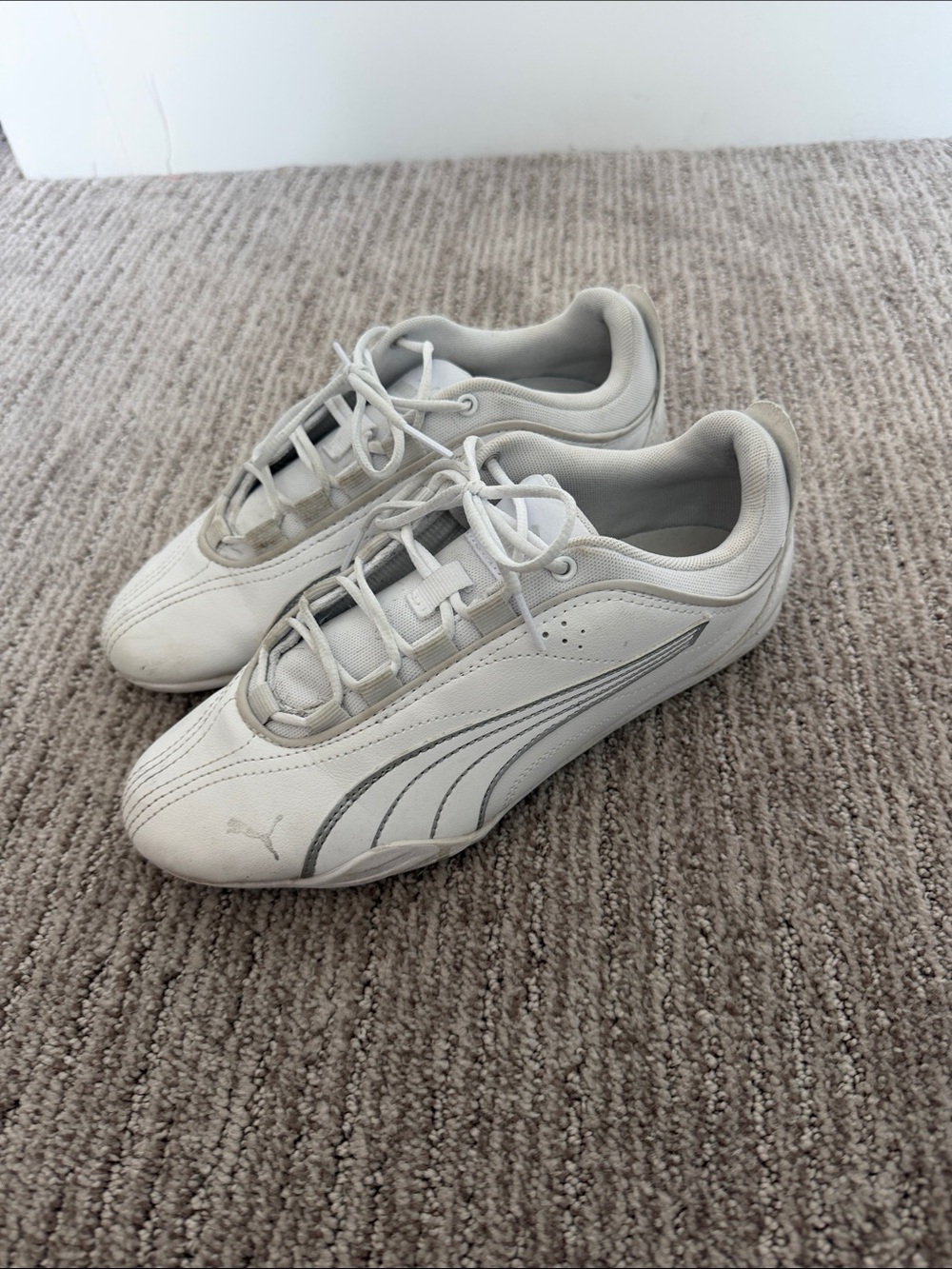 Puma catch Soleil White Low-Profile Lace-Up Sneakers size 7.5 - Picture 3 of 6